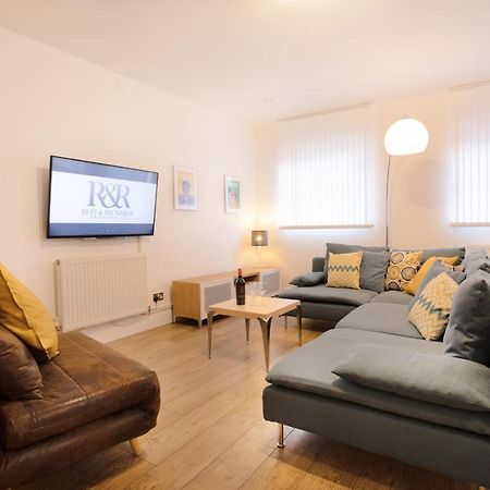 Ferienwohnung Rest&Recharge - Regents Court Manchester Exterior foto
