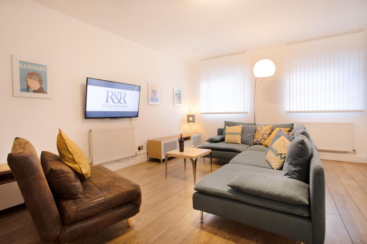 Ferienwohnung Rest&Recharge - Regents Court Manchester Exterior foto