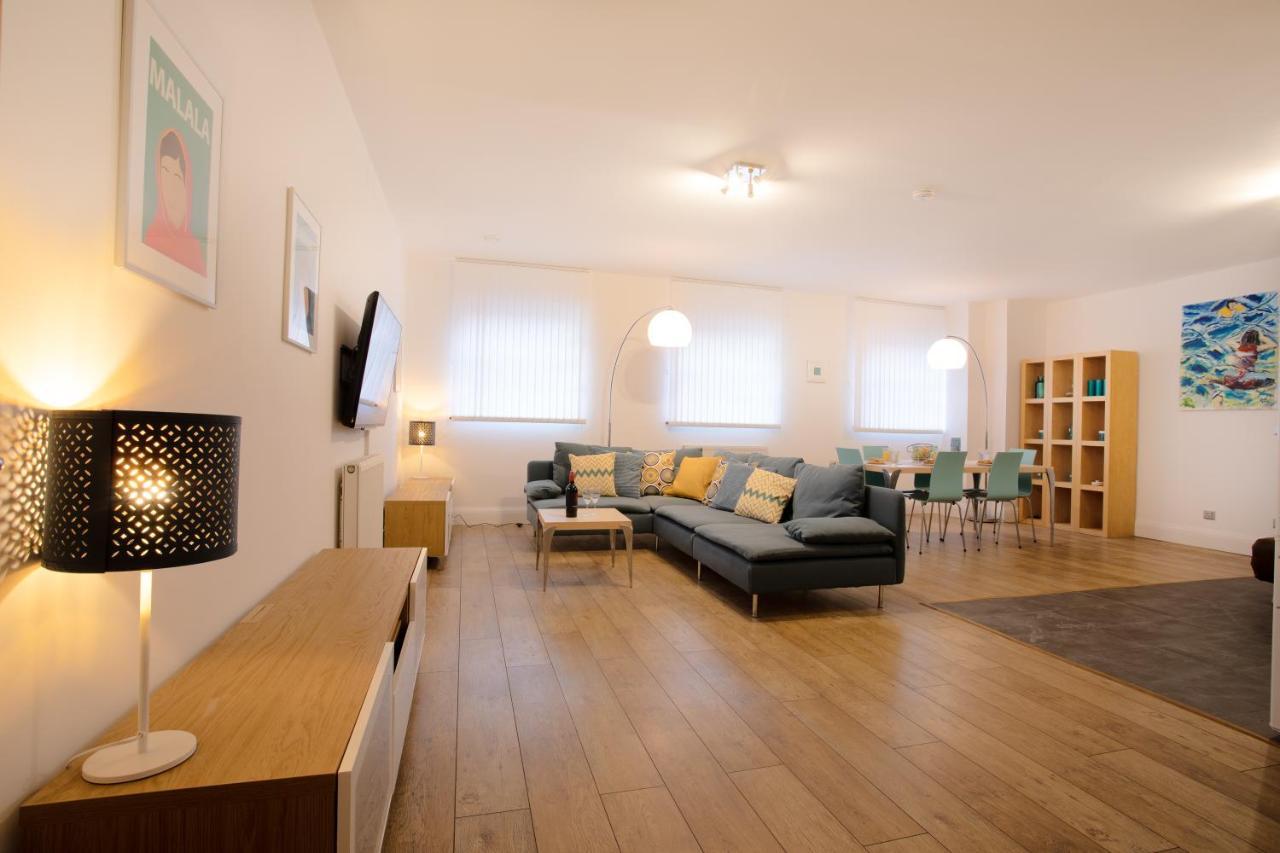 Ferienwohnung Rest&Recharge - Regents Court Manchester Exterior foto